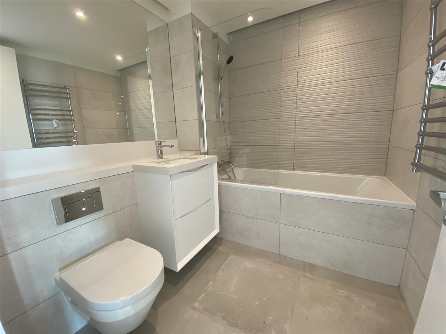 Image of Apartment - 1 Bedrooms - 1 Bathrooms for Sale in EuroCity-Gibraltar, Image 7